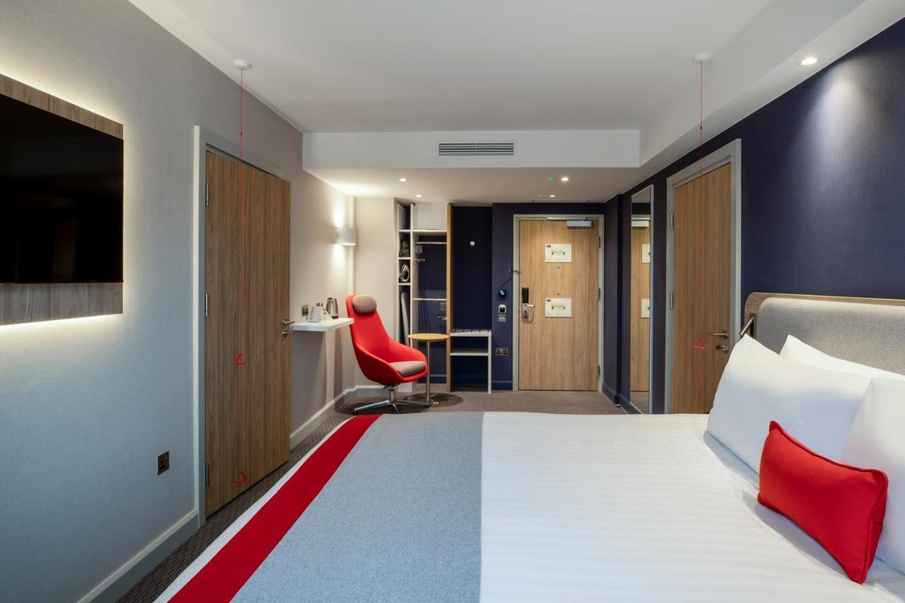 Holiday Inn Express Cambridge West - Cambourne By Ihg 외부 사진