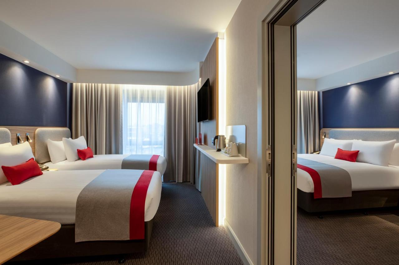 Holiday Inn Express Cambridge West - Cambourne By Ihg 외부 사진