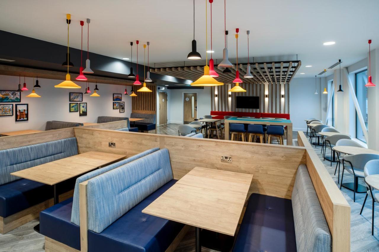 Holiday Inn Express Cambridge West - Cambourne By Ihg 외부 사진
