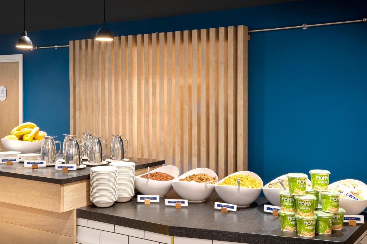 Holiday Inn Express Cambridge West - Cambourne By Ihg 외부 사진