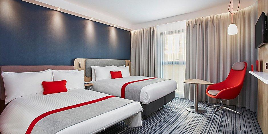 Holiday Inn Express Cambridge West - Cambourne By Ihg 외부 사진